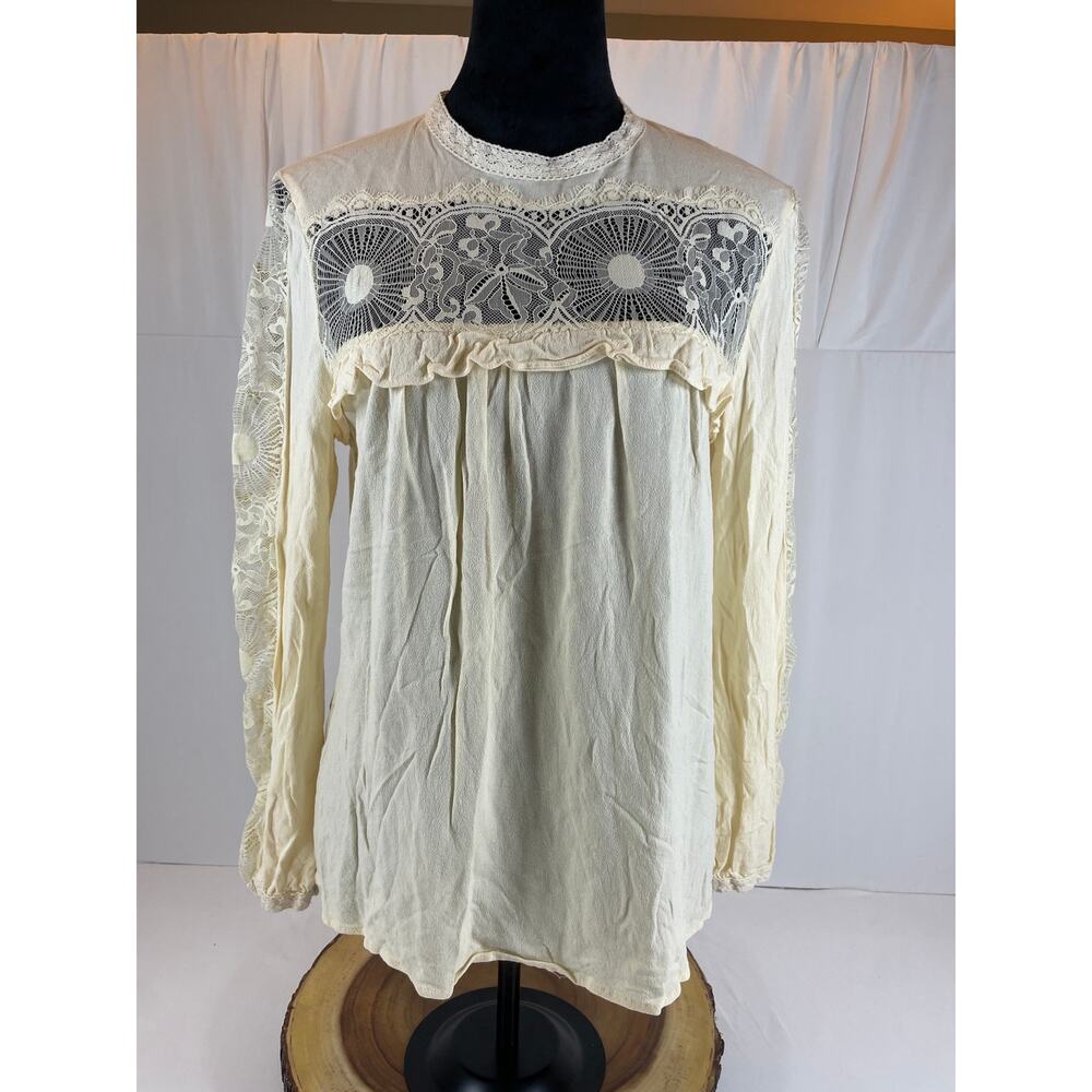 Ellison NWOT Lace Ruffle Yoke Blouse Cream Rayon Size L Boho Cottage Victorian
